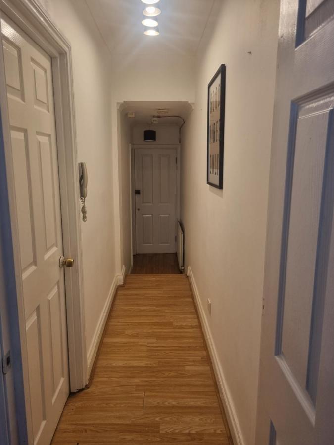 Manhattan Studio Flat Northbridge Services * Londres